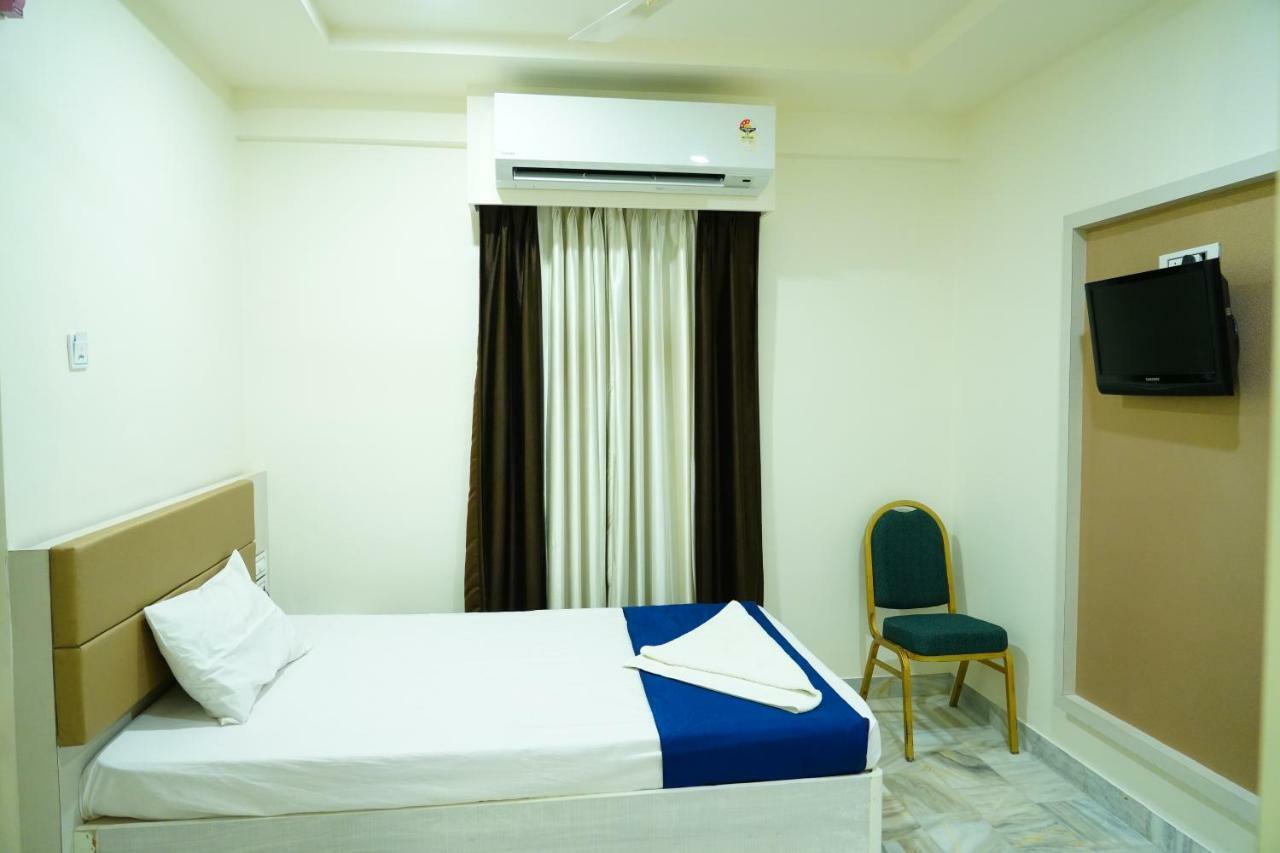 Hotel Swagath Grand Miryalaguda Miriālgūda Exterior foto